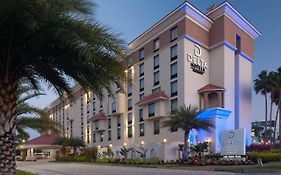 Delta Hotels By Marriott Orlando Lake Buena Vista Exterior photo