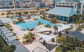 Radisson Blu Aruba Palm Beach Exterior photo