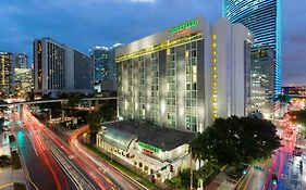 Courtyard Miami Downtown Brickell Area Exterior photo