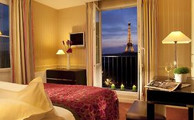Hotel Duquesne Eiffel Paris Exterior photo