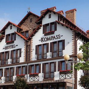 Kompass Hotel Gelendzhik Exterior photo