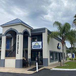 Days Inn By Wyndham Brunswick/St. Simons Area Exterior photo