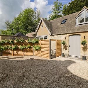 The Hayloft Tetbury Exterior photo