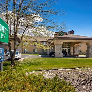 Quality Inn Logan Near University Exterior photo