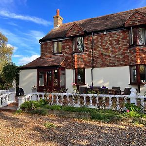 Reynolds Farm Guesthouse Canterbury Exterior photo