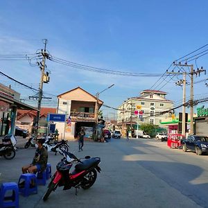 Tisaraporn Resident Ban Khlong Song Exterior photo