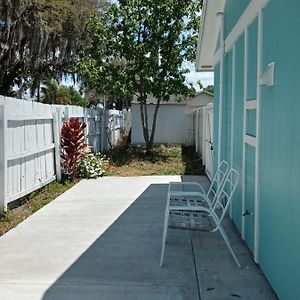 Private And Well Equipped Studio On First Floor Lakeland Exterior photo