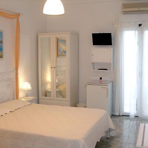 Arethousa Plaka (Milos) Room photo