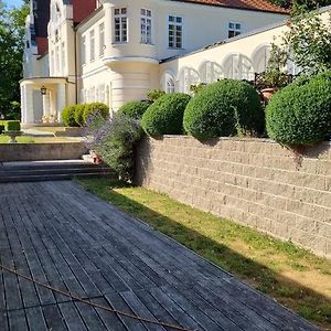 Chateau Radvanov Pension Mlada Vozice Exterior photo