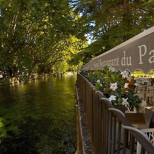 Hotel Restaurant Du Parc En Bord De Riviere Fontaine-de-Vaucluse Exterior photo