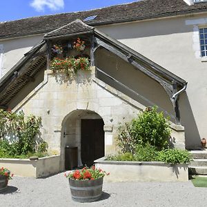 Domaine Borgnat Escolives-Sainte-Camille Exterior photo