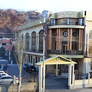 Erzrum Hotel Yerevan Exterior photo