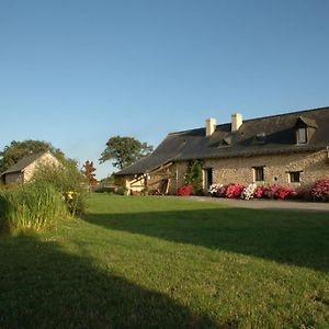 Grand Mainguet Saint-Lambert-la-Potherie Exterior photo