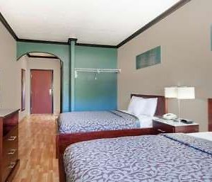 Days Inn & Suites By Wyndham Marquez Room photo