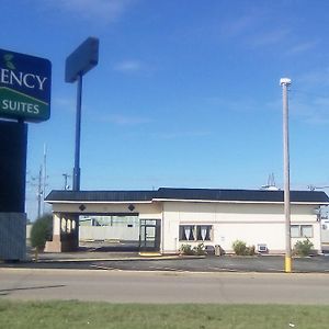 Regency Inn & Suites Elk City Exterior photo