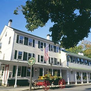 The Griswold Inn Essex Exterior photo