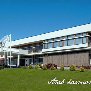 Hotel Harmonie Luhačovice Exterior photo