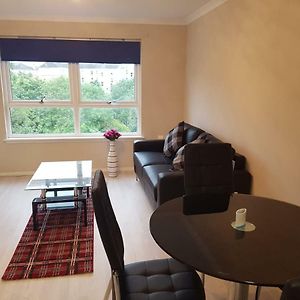 Ansab - High Quality Double Room In Shared Apartment Glasgow Exterior photo