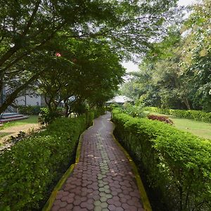 Acorn Hideaway Resort & Spa,Corbett Ramnagar (Uttarakhand) Exterior photo