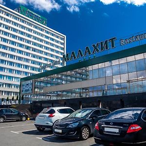 Congress Hotel Malakhit Chelyabinsk Exterior photo