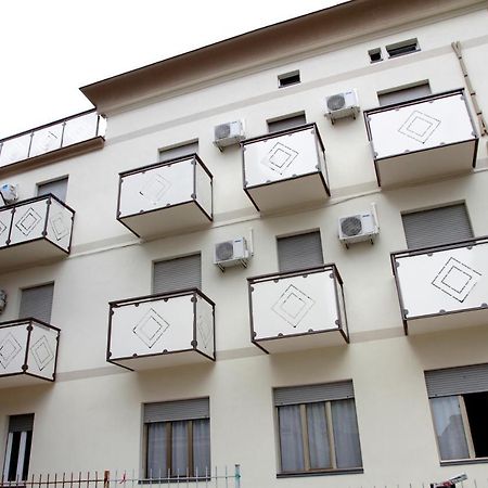 Hotel Villa Arlotti Rimini Exterior foto