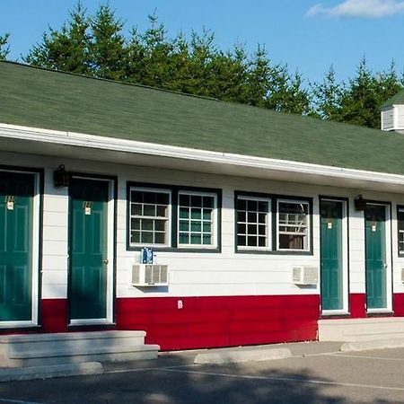 Norfolk Motel Fredericton Exterior foto