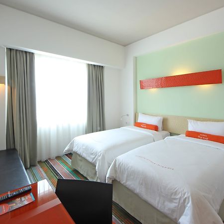 Harris Hotel & Convention Festival Citylink Bandung Exterior foto