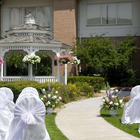 Hilton Garden Inn Saint Charles Exterior foto