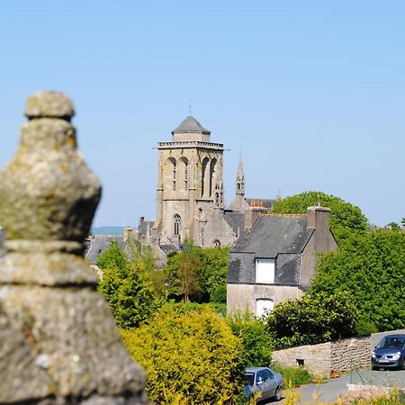 Logis Le Prieure Hotel Locronan Exterior foto