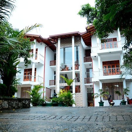 Papaa Palace Tangalle Exterior foto