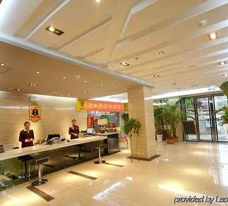 Super 8 Hotel Lanzhou Yong Chang Lu Exterior foto