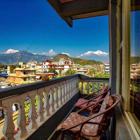 Hotel Grand Holiday Pokhara Exterior foto
