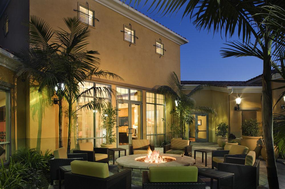Courtyard By Marriott Santa Barbara Goleta Hotel Exterior foto