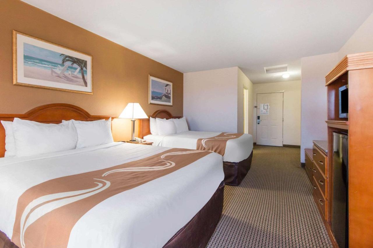 Quality Inn & Suites Redwood Coast Crescent City Exterior foto