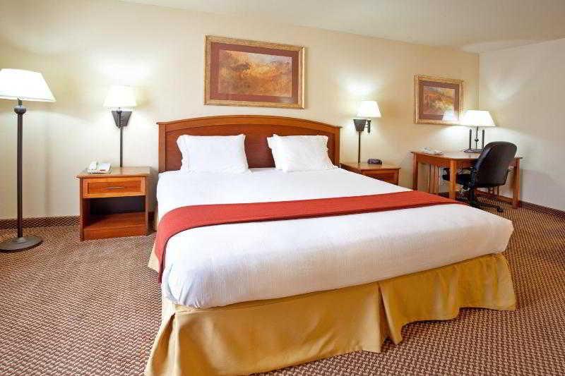 Holiday Inn Express Hotel & Suites Cedar City, An Ihg Hotel Exterior foto
