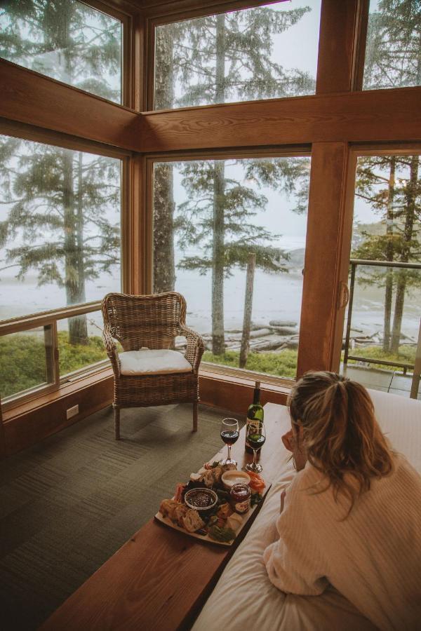 Pacific Sands Beach Resort Tofino Exterior foto