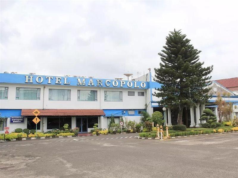 Hotel Marcopolo & Convention Hall Bandar Lampung Exterior foto