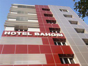 Hotel Bahosi Rangum Exterior foto