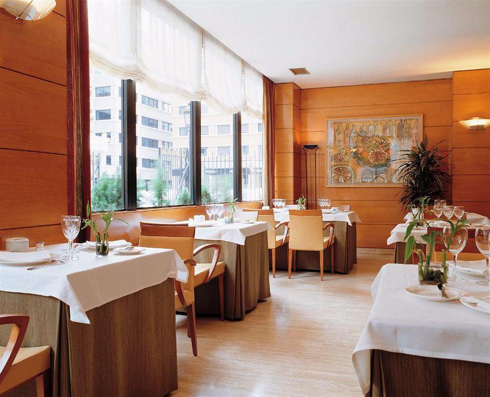 Nh Suites Prisma Madri Restaurante foto