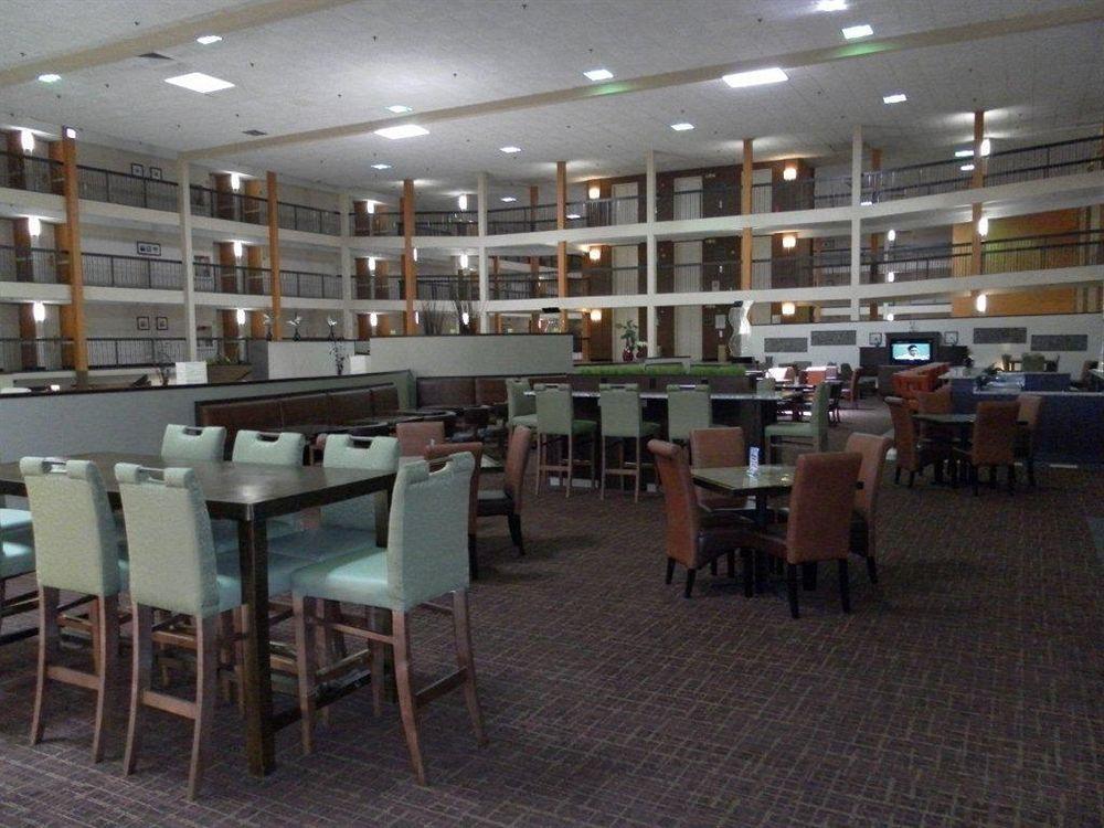 Clarion Hotel & Suites Conference Center Memphis Airport Exterior foto
