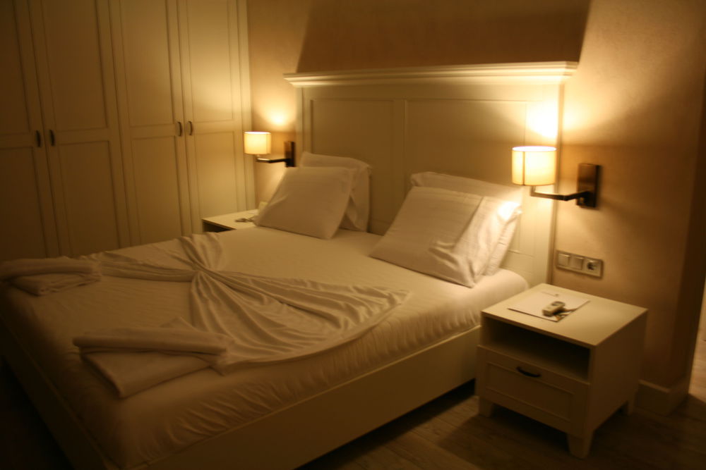 Temenos Luxury Suites Hotel & Spa Ortakent Quarto foto