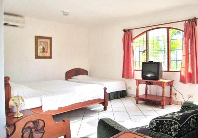 Hotel Flores (Adults Only) Tamarindo Quarto foto