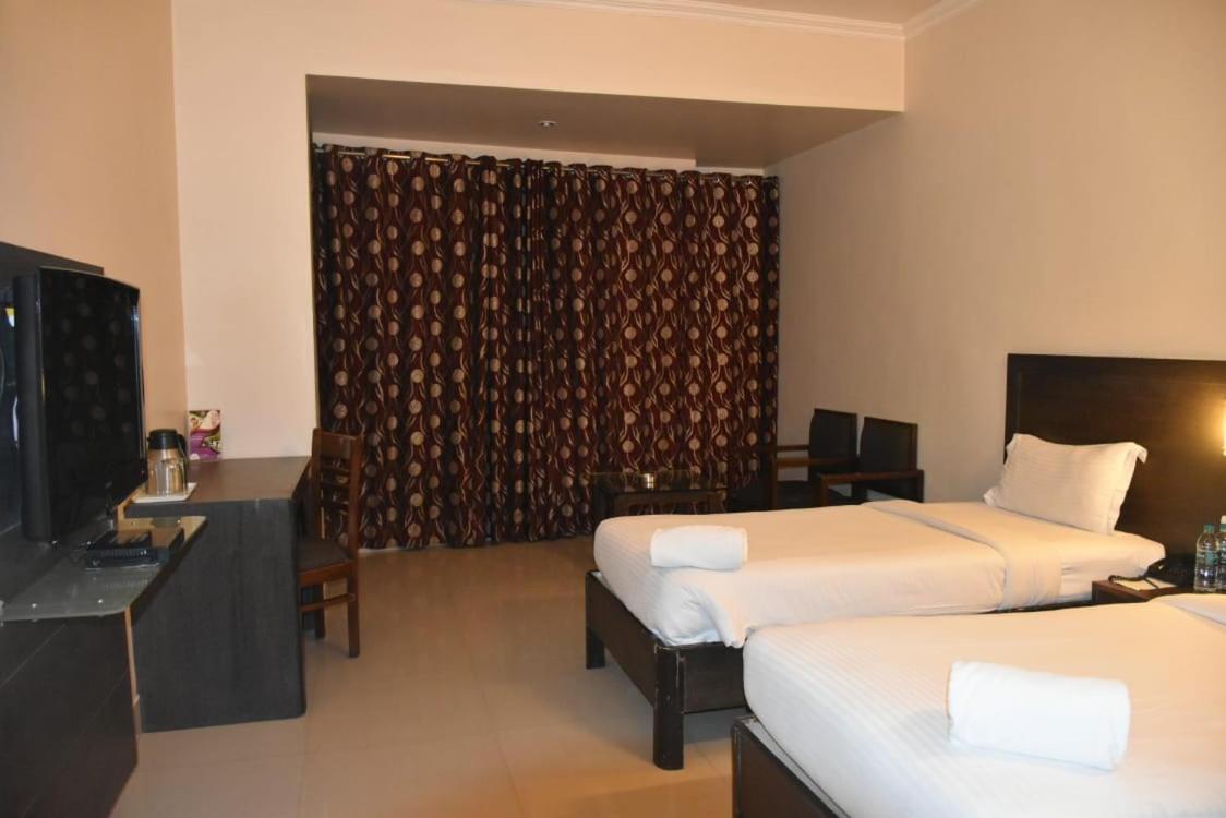 Hotel City Inn Varanasi Exterior foto
