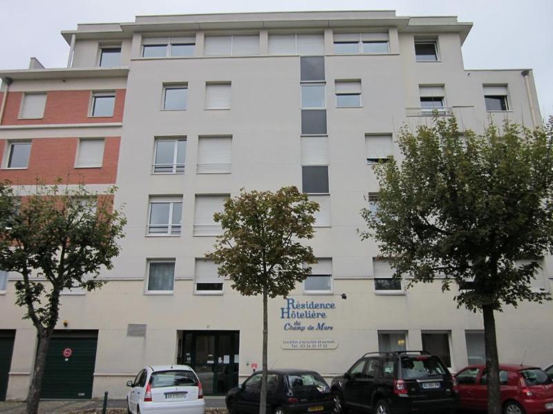 KOSY Appart'hôtel Le Champ De Mars Reims Exterior foto