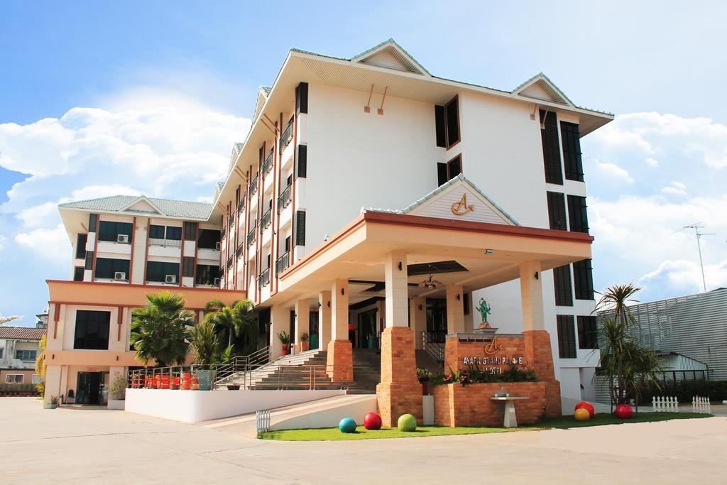 Ayara Grand Palace Hotel Phitsanulok Exterior foto