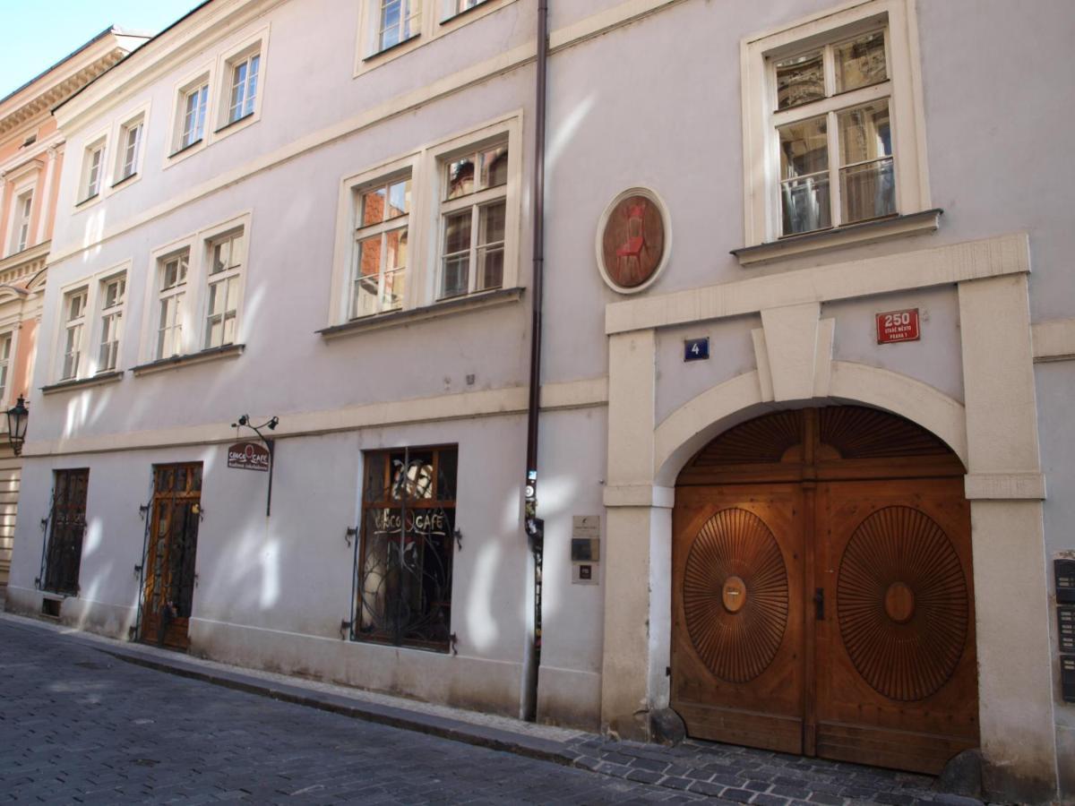U Cervene Zidle - Red Chair Hotel Praga Exterior foto