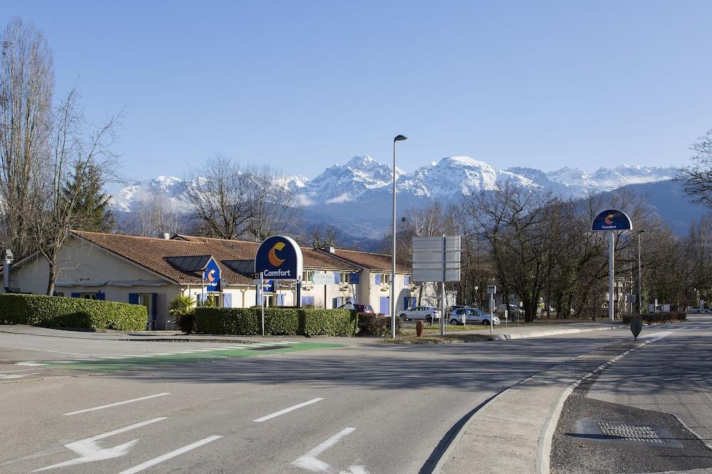 Comfort Hotel Grenoble Meylan Exterior foto