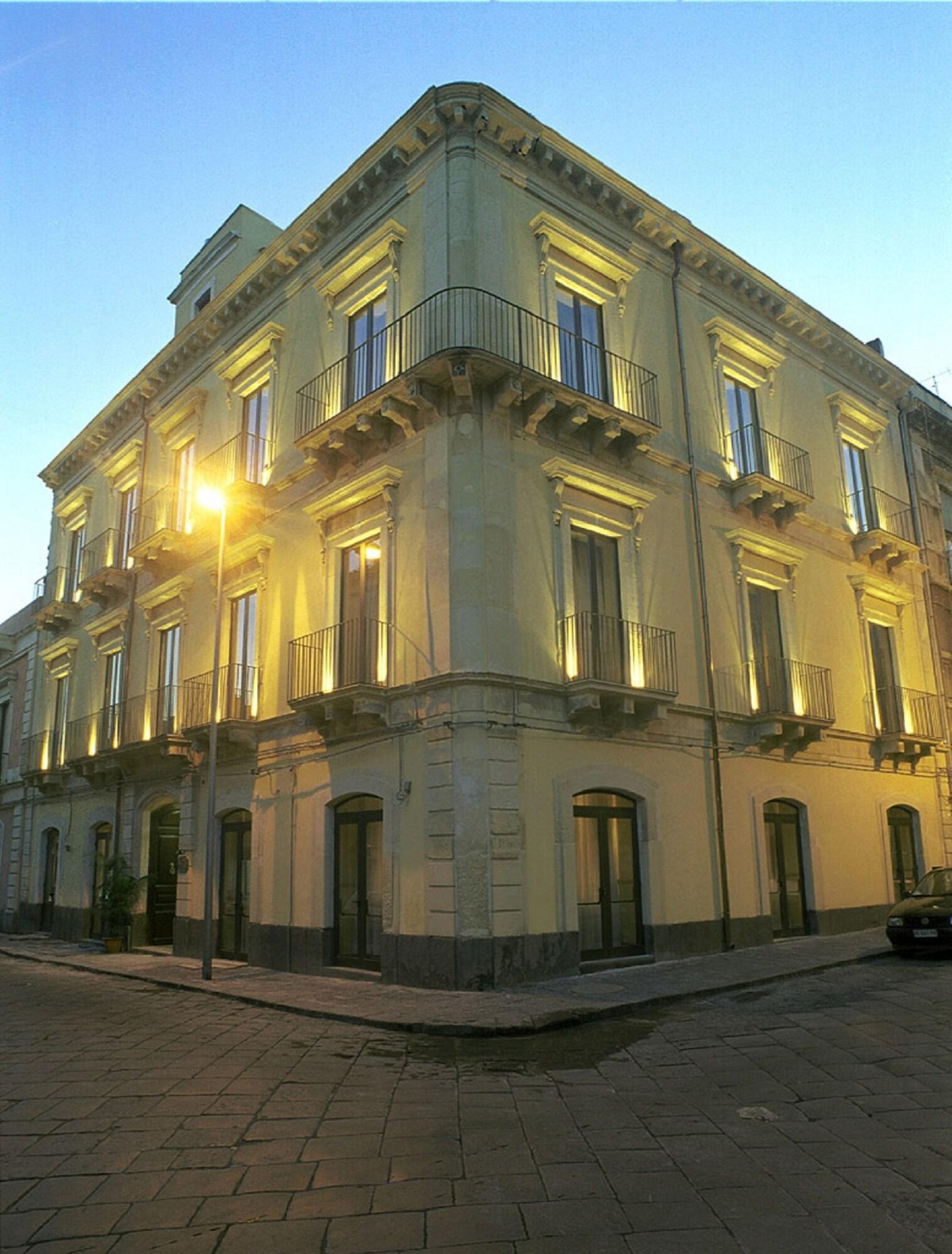 Hotel La Ville Catânia Exterior foto