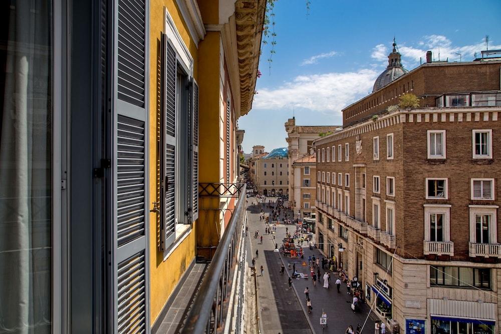 Stay Inn Rome Via Del Corso Exterior foto