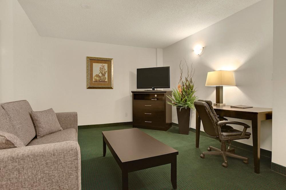 Comfort Inn & Suites Downtown Edmonton Exterior foto
